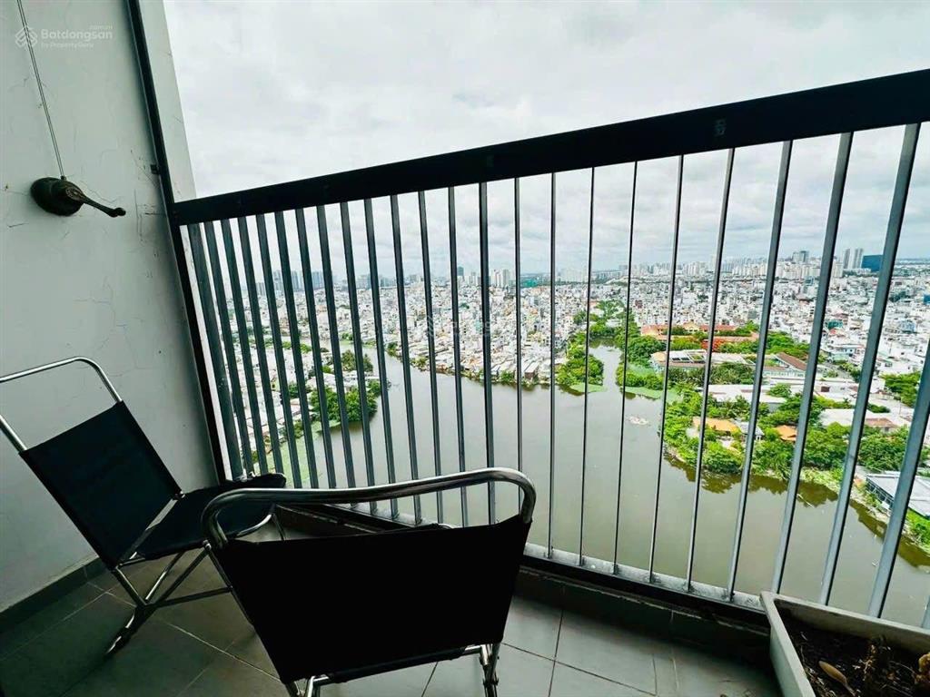 Bán căn hộ 2pn, 1wc, 63m2 tại mone nam sài gòn, 4,5 tỷ vnd full nội thất đẹp lầu đẹp, sổ hồng