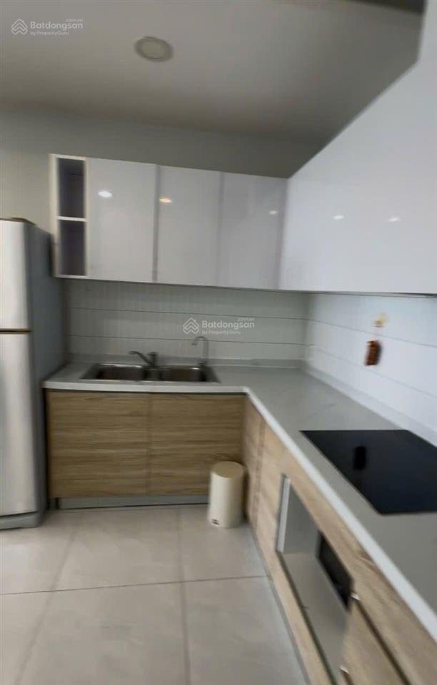 Bán căn hộ riva park view đẹp, 5,6 tỷ, 82 m2 tại nguyễn tất thành, p.18, q.4, tp.hcm