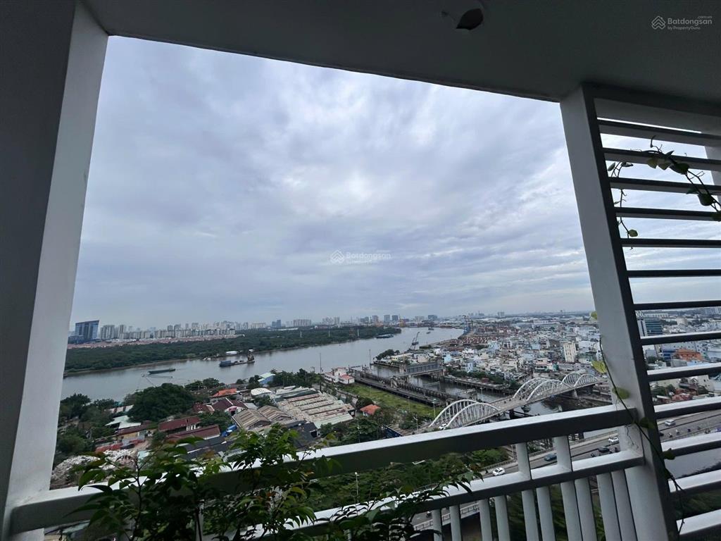 Cho thuê gấp căn hộ riva park tại nguyễn tất thành, 22 triệu, 100m2 căn góc full nt đẹp trống sẵn