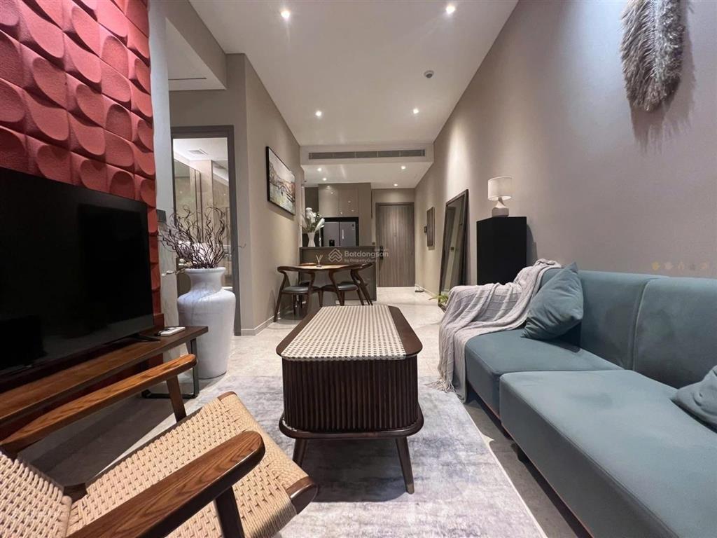 Căn hộ chung cư cho thuê tại the marq, quận 1 giá thuê 52 triệu, 75m2, 2pn, 2wc, full nt đẹp.