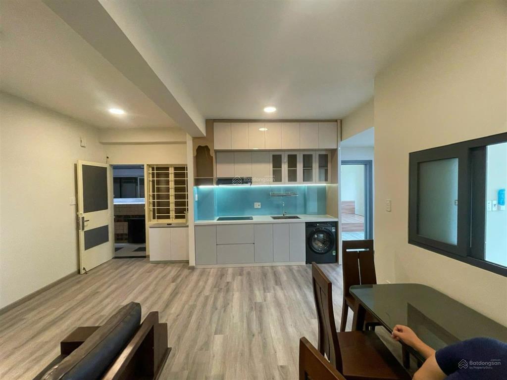 Bán căn hộ chung cư h1 hoàng diệu tại quận 4, giá 4,35 tỷ, 60m2, 2pn, 1wc full nt sổ hồng chính chủ