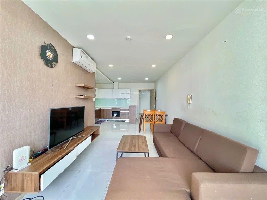Bán căn hộ riva park, 5,6 tỷ, 82m2, full nội thất 2pn, 2wc, tại nguyễn tất thành, quận 4, tp.hcm