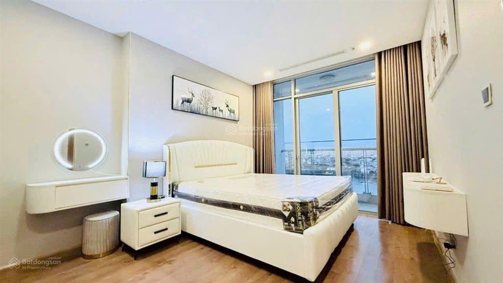 Cho thuê gấp cc vinhomes central park, 80 triệu vnd, 188m2, 4pn, 3wc, full nt đẹp bình thạnh, hcm