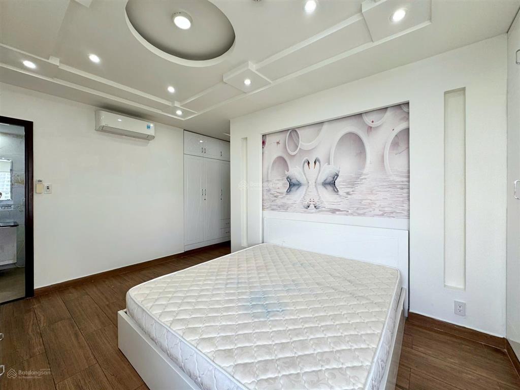 Cho thuê cc 3pn, 2wc tại sunrise city, 20 triệu, 125m2 căn góc full nt đẹp lầu đẹp view thoáng mát