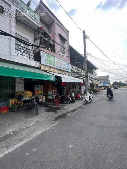 Chủ gửi bán lô đất trống đẹp gần chợ d11 kdc việt sing.