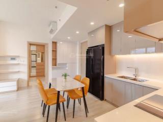 Bán 2pn masteri centre point full nội thất sáng đẹp 74m2, giá tôt   0936 779 ***