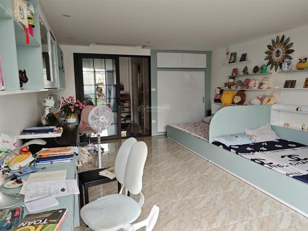 Bán nhà mặt đường phạm văn đồng. 29.8 tỷ 46m2 mặt tiền 6m vỉa hè 8m