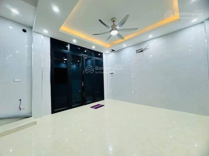 Nhà mặt ngõ 100 số 23 văn hương  tôn đức thắng, 35m2, 4 tầng nhà đẹp. 2 mặt kinh doanh. 6.75 tỷ