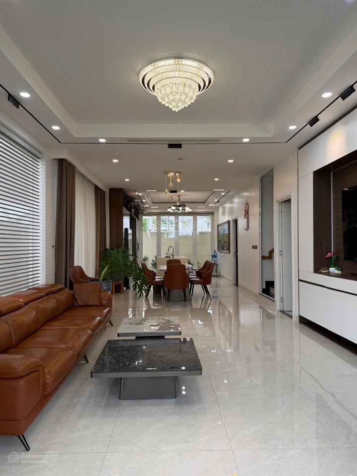 Cho thuê biệt thự 6 phòng ngủ 45tr/tháng kđt mỹ gia