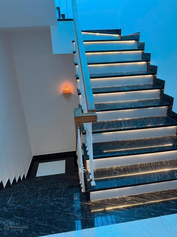 Cho thuê biệt thự 6 phòng ngủ 45tr/tháng kđt mỹ gia