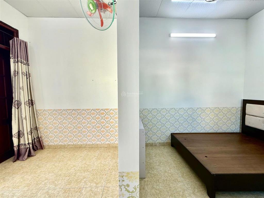 Chính chủ cho thuê nhà nguyên căn ngay cạnh chợ phương sơn