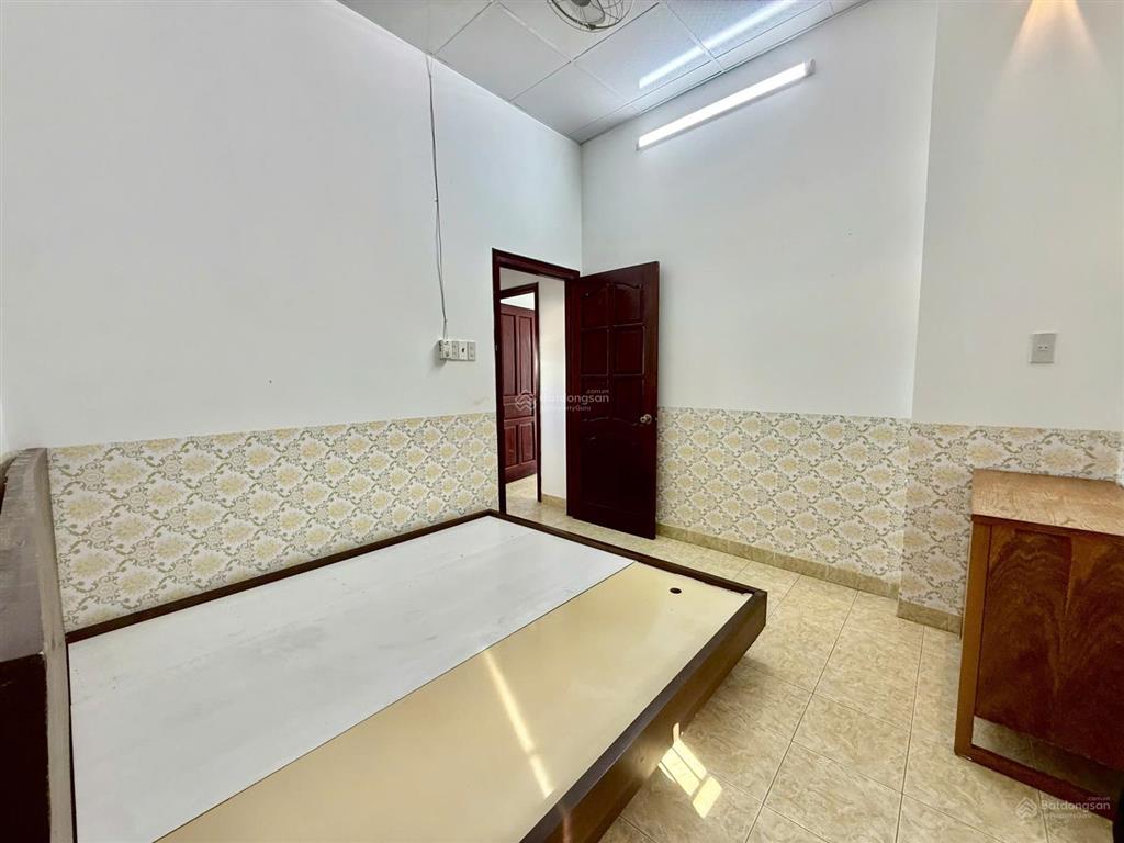 Chính chủ cho thuê nhà nguyên căn ngay cạnh chợ phương sơn