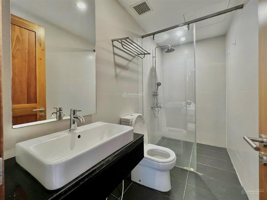 Cho thuê căn hộ 3pn maple full nội thất, nha trang