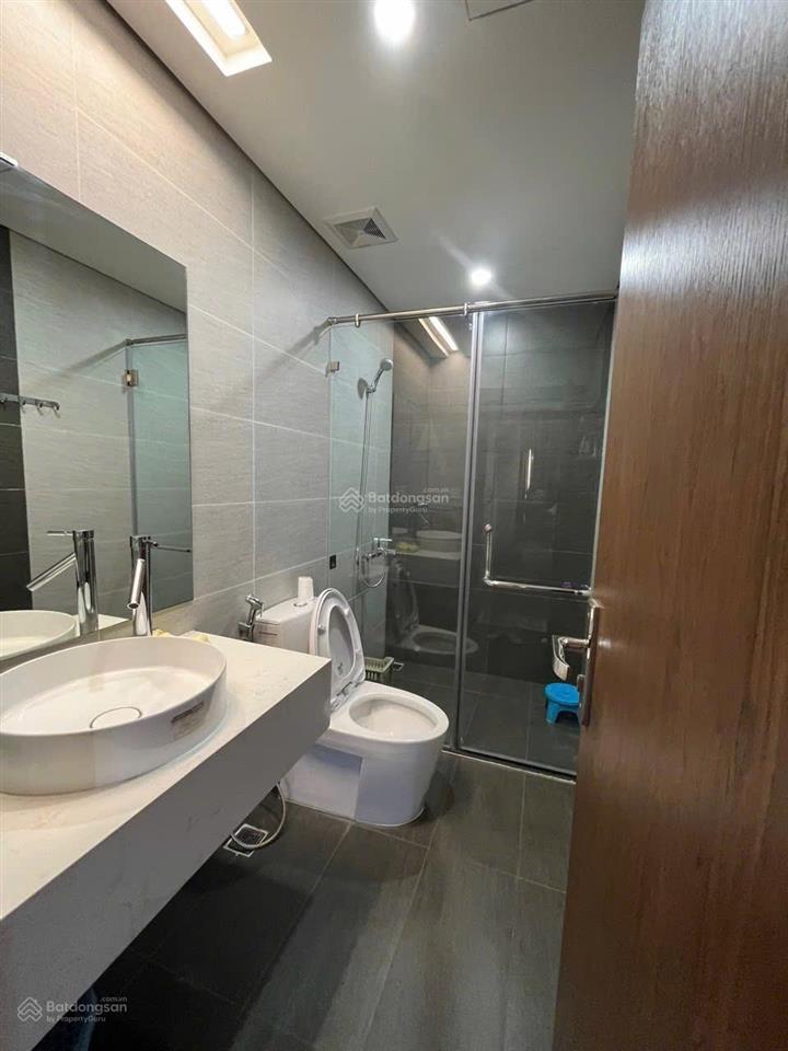 Bán gấp căn hộ cc 2 phòng ngủ hud building | gần biển | full nội thất