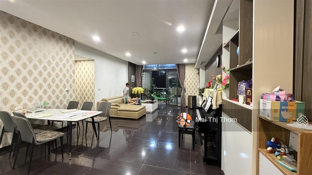 Bán chung cư dolphin plaza  171m  4pn  3vs  căn góc  3 ban công  full nội thất 0971 607 ***