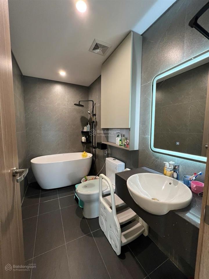 Bán chung cư s403 vinhomes smart city  98m2  3pn  2vs  lô góc  full nội thất  0971 607 ***