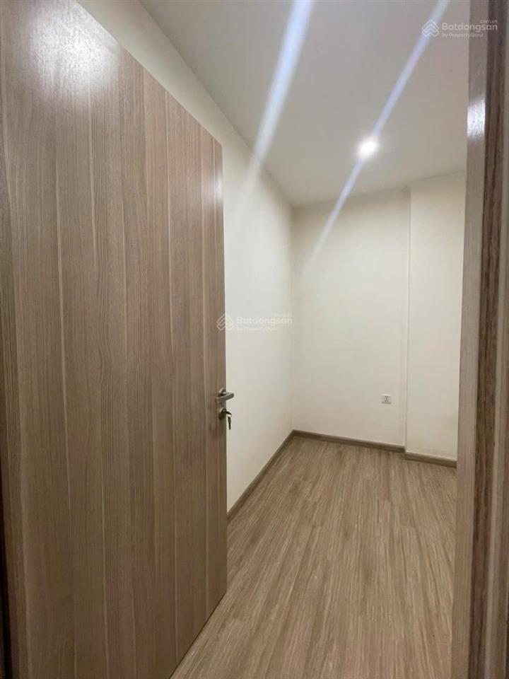 Bán chung cư vinhomes smart city  tòa s2.02  55m2  2pn  2vs  full nội thất  0971 607 ***
