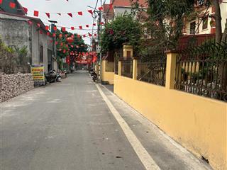 Cần bán 40m đất trung châu bên làng, bán kính 300m full tiện ích. giá siêu tốt