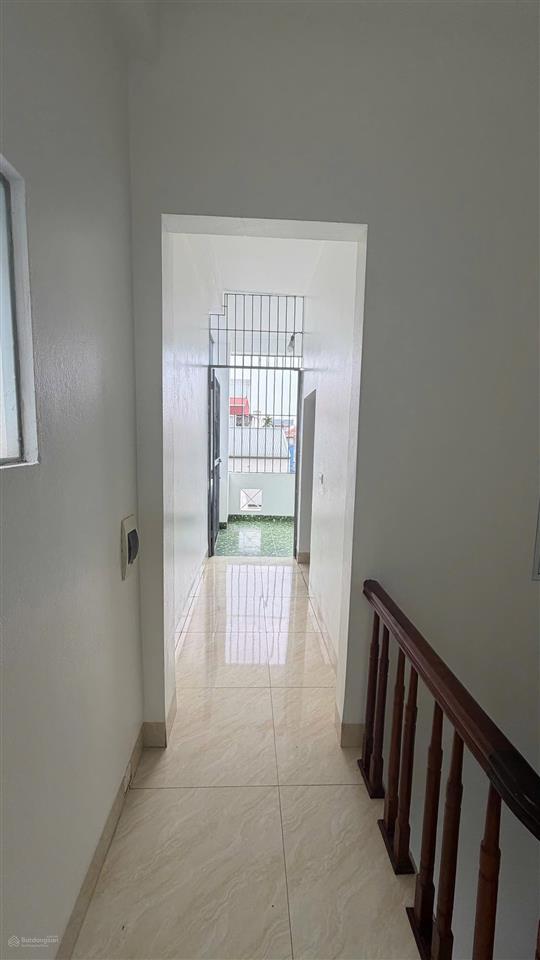Bán nhà riêng tại đồng mai, q.hà đông, giá siêu hời 5,8 tỷ, 36 m2 lô góc oto thông.  0989 462 ***