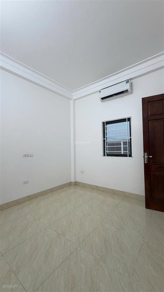 Bán nhà riêng tại đồng mai, q.hà đông, giá siêu hời 5,8 tỷ, 36 m2 lô góc oto thông.  0989 462 ***