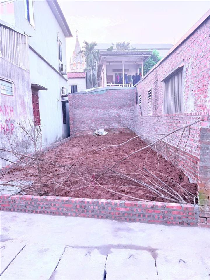 Bán 48m đất đồng mai oto đỗ cửa.giá 3ty2. 0989 462 ***