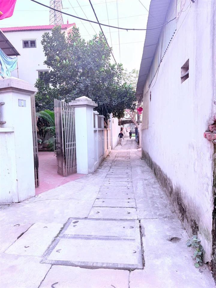 Bán 48m đất đồng mai oto đỗ cửa.giá 3ty2. 0989 462 ***