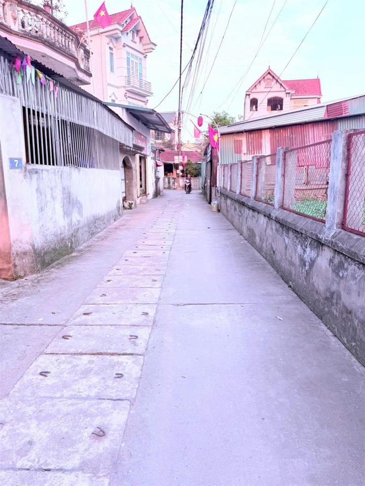 Bán 48m đất đồng mai oto đỗ cửa.giá 3ty2. 0989 462 ***