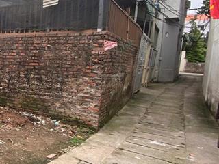 Bán đất 30m tại đồng mai, giá 2 tỷ 5/lô, ô tô đỗ gần,  0989 462 ***