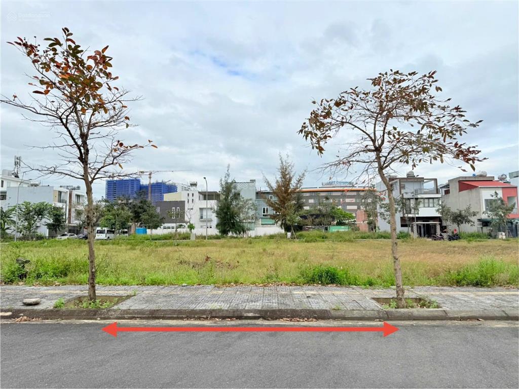 Sụp hầm! lô 151m2 ngang 6m ngay sát đại học fpt, ngay công viên, chỉ 3.99 tỷ
