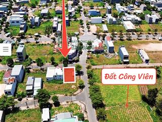 Cần tiền đáo hạn , cần bán góc 151m2 chỉ 4,5 tỷ trung tâm làng đại học