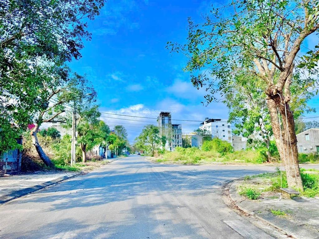 Chào bán lô đất 122,5m2 gần đại học fpt  đh phan châu trinh, giá chỉ 3,09 tỷ