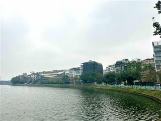 Bán căn nhà mặt phố và mặt hồ tây 400m2, siêu phẩm số 1 về vị trí và đẹp