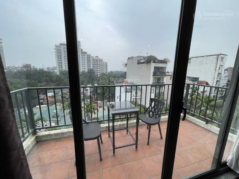 Bán toà nhà dạng apartment cho thuê 7 tầng, thang máy nội thất xịn, giá bán rẻ