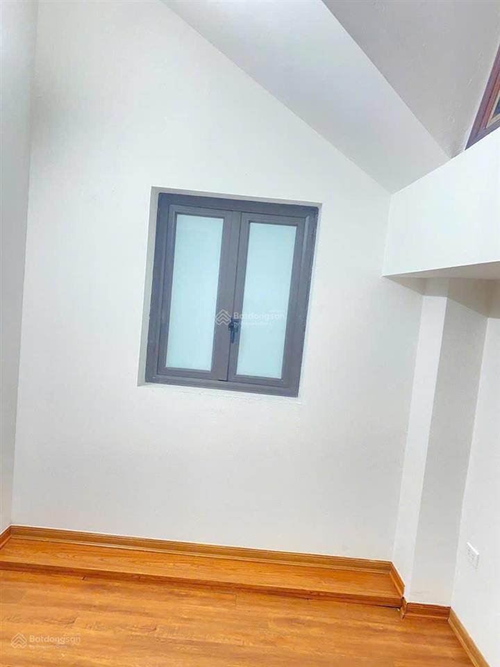 Căn nhà trung tâm phường bán đảo quảng an, tây hồ bán 73m2 x 4 tầng, đi bộ sát hồ tây