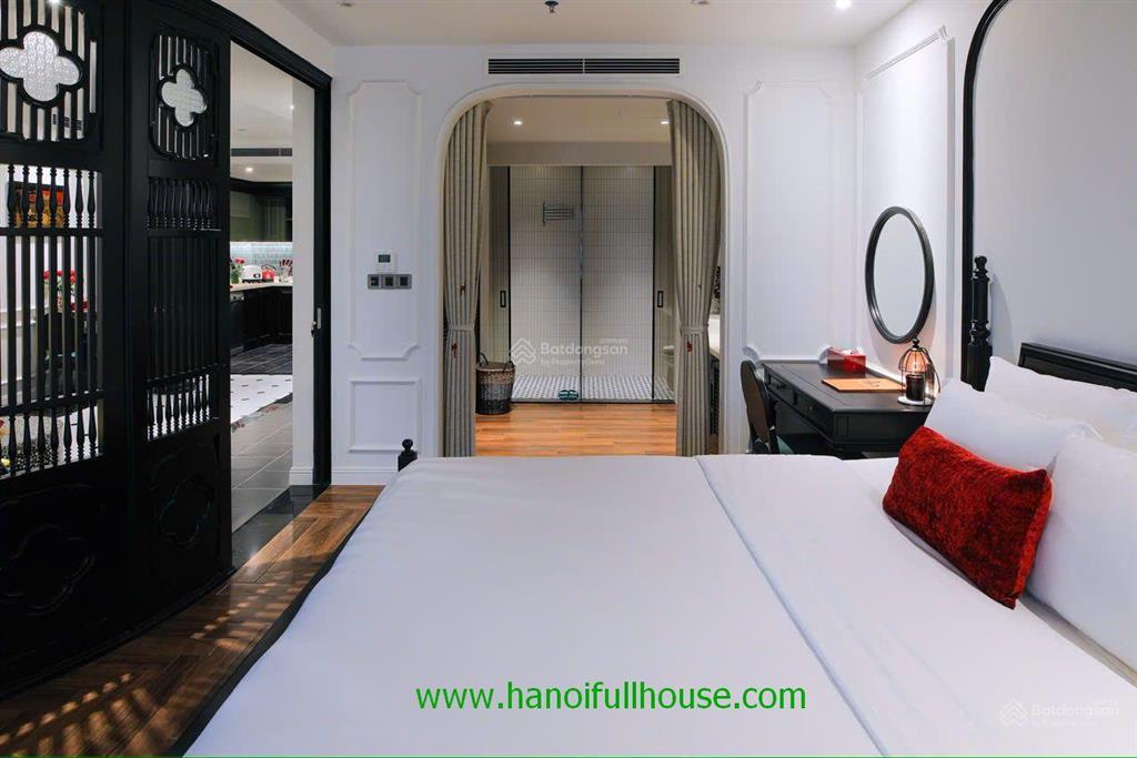 Căn hộ đẳng cấp với 2 phòng ngủ, view hồ ở hai bà trưng cho thuê