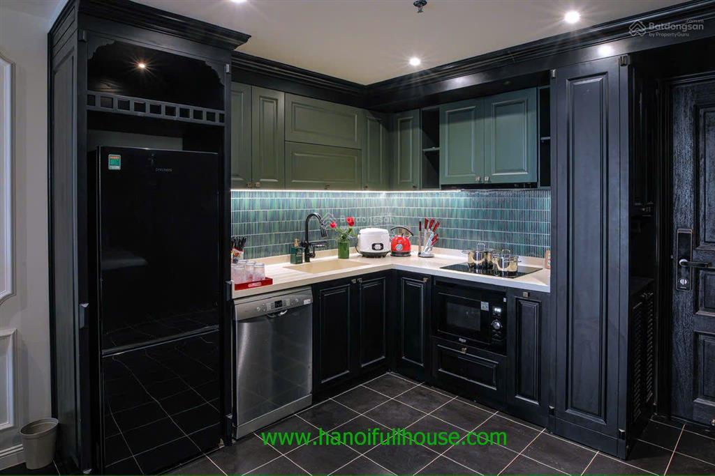 Căn hộ đẳng cấp với 2 phòng ngủ, view hồ ở hai bà trưng cho thuê