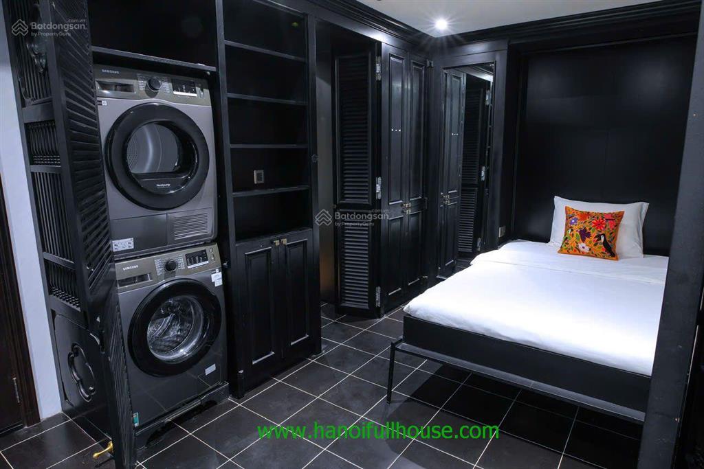 Căn hộ đẳng cấp với 2 phòng ngủ, view hồ ở hai bà trưng cho thuê