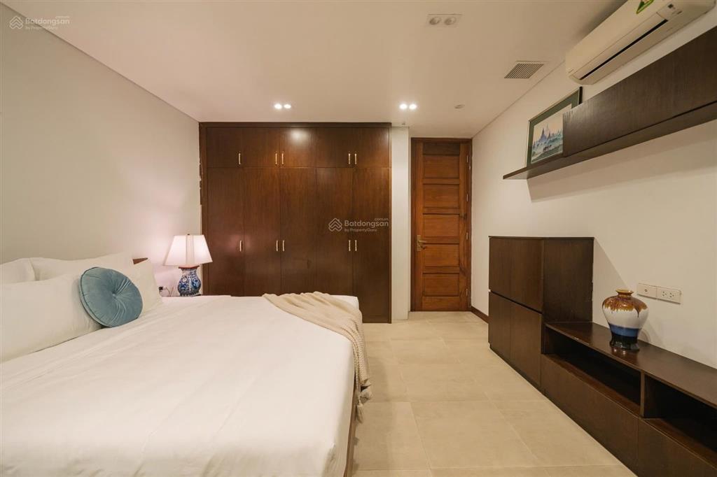 Căn hộ 2 phòng ngủ view hồ tuyệt đẹp tại tây hồ đường vũ miên rộng tới 210m2