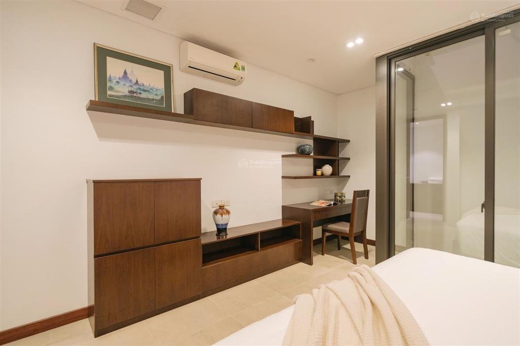 Căn hộ 2 phòng ngủ view hồ tuyệt đẹp tại tây hồ đường vũ miên rộng tới 210m2