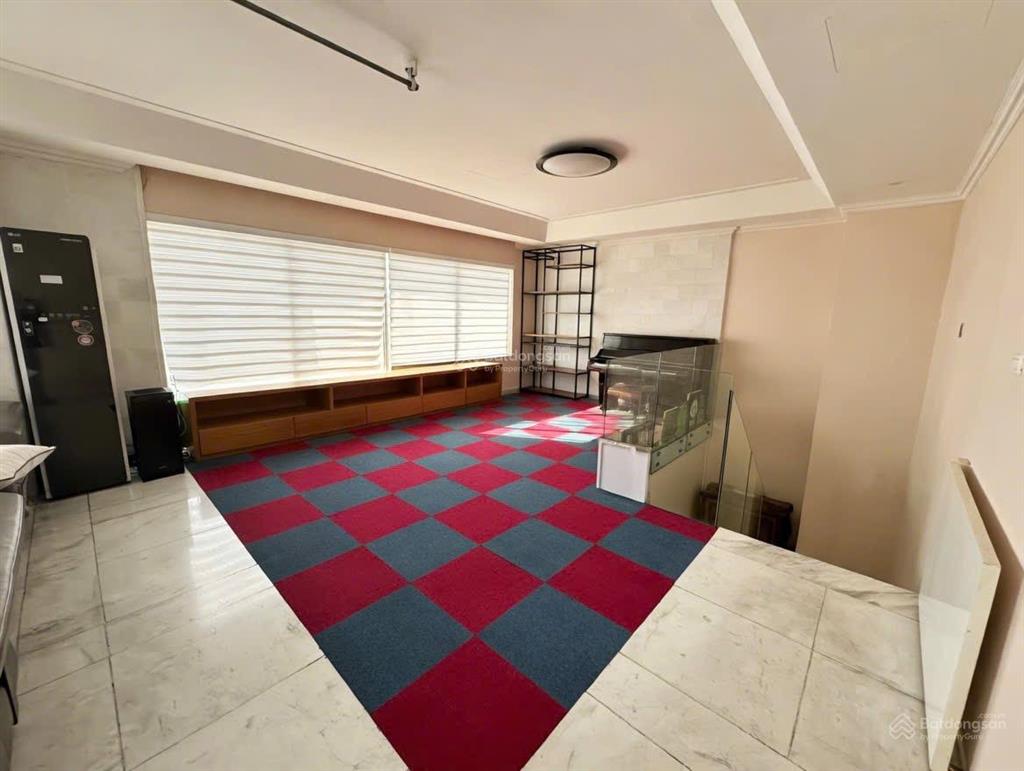 Căn hộ duplex rộng 450 m2 tại golden west lake, tây hồ cho thuê