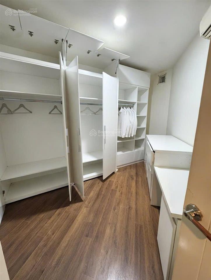 Căn hộ duplex rộng 450 m2 tại golden west lake, tây hồ cho thuê