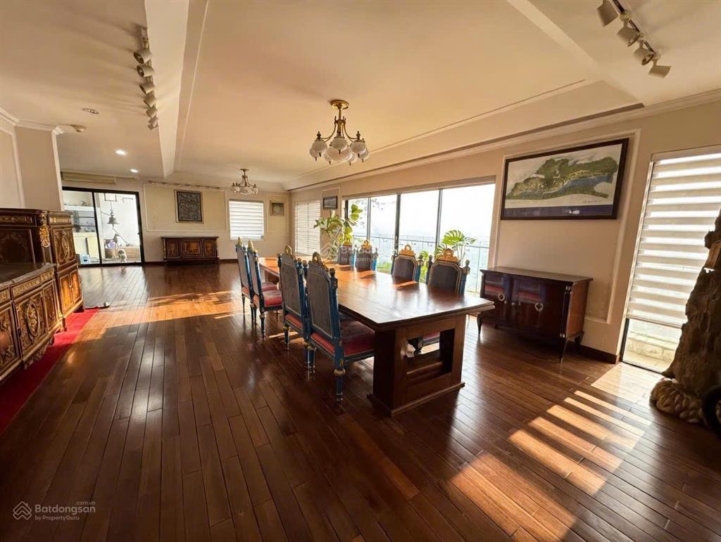 Căn hộ duplex rộng 450 m2 tại golden west lake, tây hồ cho thuê