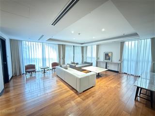 Căn hộ dịch vụ cao cấp, nội thất sang trọng ở trung tâm hà nội cho thuê rộng tới 270m2, đẳng cấp