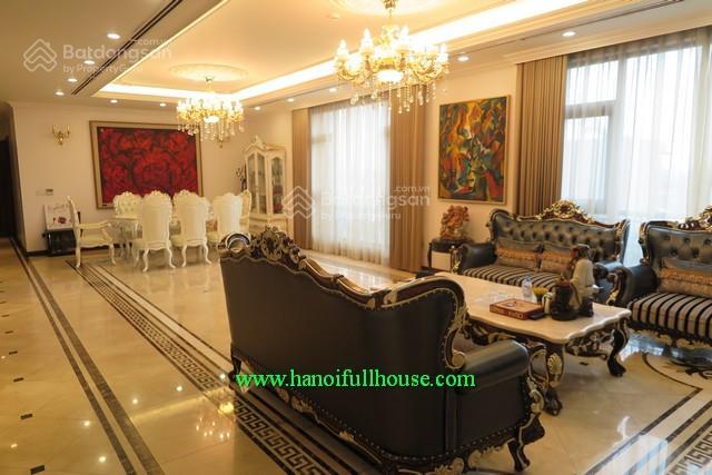 Cho thuê căn hộ cao cấp, 300m2, nội thất thiết kế theo phong cách hoàng gia ở hoàn kiếm