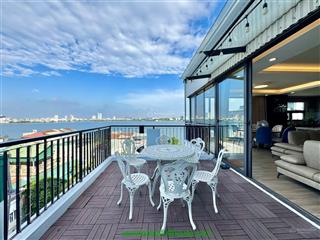 Cho thuê căn hộ duplex 3 phòng ngủ, ban công, view hồ tại đường quảng khánh