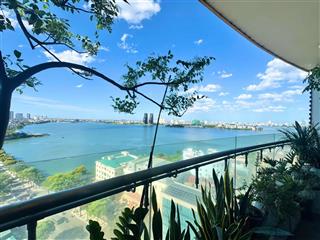 Căn hộ 2 phòng ngủ, rộng 130m2 view tuyệt đẹp hồ tây cho thuê ở ngay