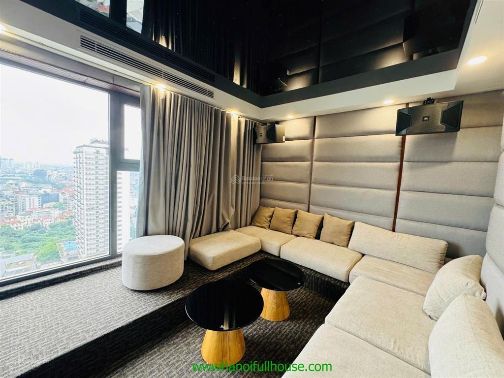 Căn hộ rộng 310m2, 3 phòng ngủ, có view hồ tây, đủ đồ ở tòa d'le roi soleil xuân diệu cho thuê vip