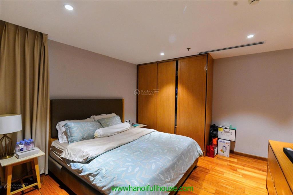 Cho thuê căn hộ 3 phòng ngủ rộng 245m² tại hoàn kiếm, hà nội đầy đủ dịch vụ chuyên nghiệp