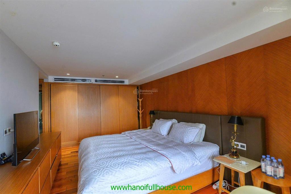 Cho thuê căn hộ 3 phòng ngủ rộng 245m² tại hoàn kiếm, hà nội đầy đủ dịch vụ chuyên nghiệp
