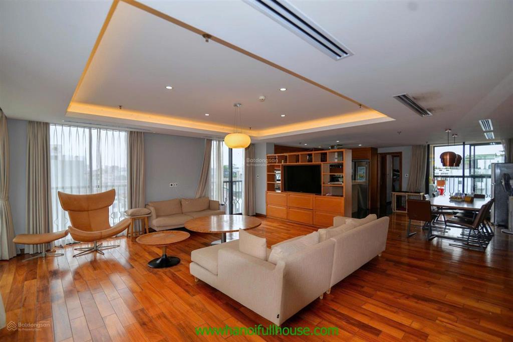 Cho thuê căn hộ 3 phòng ngủ rộng 245m² tại hoàn kiếm, hà nội đầy đủ dịch vụ chuyên nghiệp